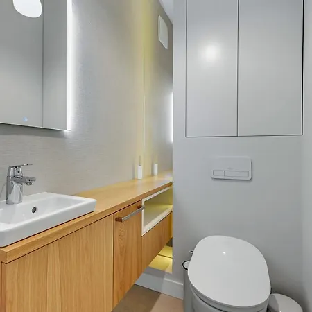 Premium Family & Business Old Town Riverside With Parking * Gdańsk